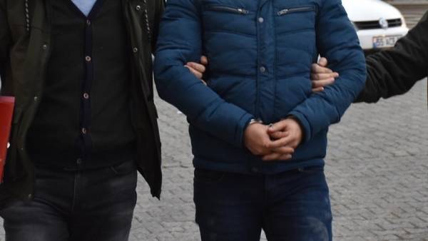 الأمن التركي يوقف وزير الزراعة في تنظيم داعش!