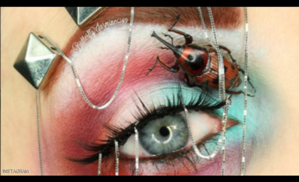 مكياج الحشرات يكسر قواعد تجميل العين