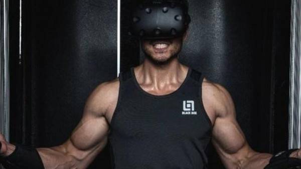 أحدث صيحة في اللياقة البدنية.. صندوق أسود افتراضي