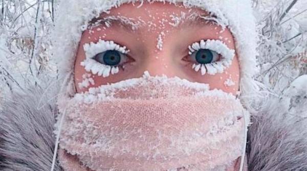 تتجمد الرموش وحبر الأقلام... ماذا تعرف عن القرية الأكثر برودة في العالم؟