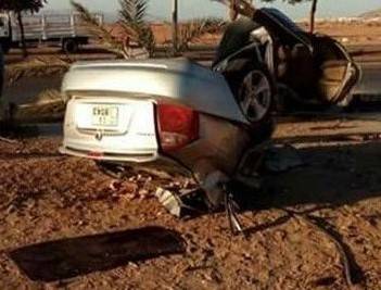 وفاة شخص بحادث تدهور مروع شطر المركبة الى قسمين في عمان (صور)