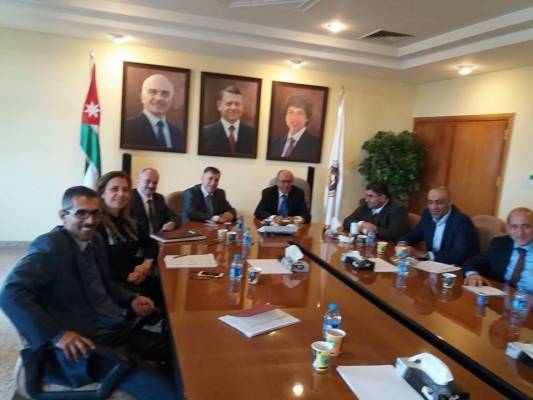 مجلس مفوضي هيئة الأوراق المالية يبحث في اقتراحات المستثمرين في السوق