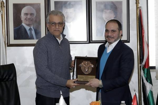 الأمير علي بن الحسين يستقبل رئيس الإتحاد الآسيوي لكرة القدم