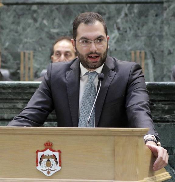 الزيادين لـأخبار البلد: رفع أسعار الكهرباء جائر