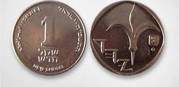 الحكومة الفلسطينية تدرس وقف التعامل بالشيكل