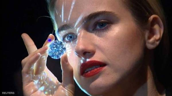 أنقى ماسة على وجه الأرض للبيع في مزاد