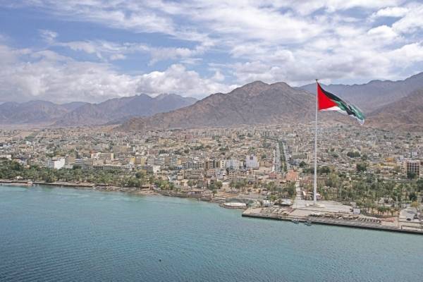 الشريده : تشكيل لجنة لمعرفة حيثيات تسرب غاز الكبريت من مجمع العقبة الصناعي