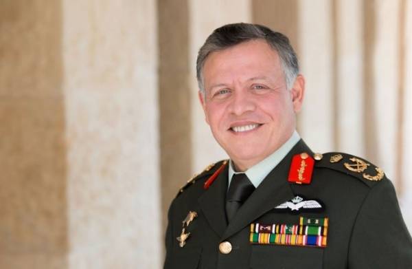 الملك للمتقاعدين العسكريين: أنتم عز الاردن