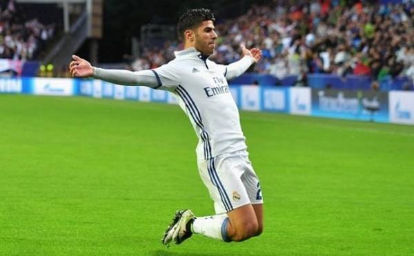 النجم الزهيد يسرق الأضواء من أغلى لاعبين بالعالم