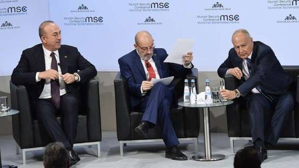 جامعة الدول العربية تستنكر البهلوانية السياسية التركية