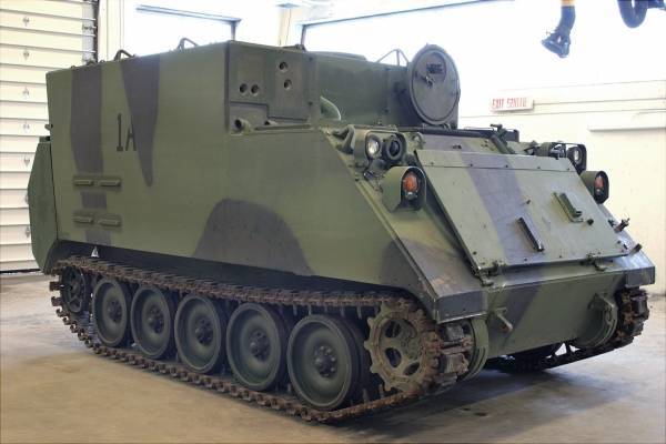 بالصور...القوات المسلحة الأردنية تتسلم 150 مدرعة من الولايات المتحدة الأمريكية