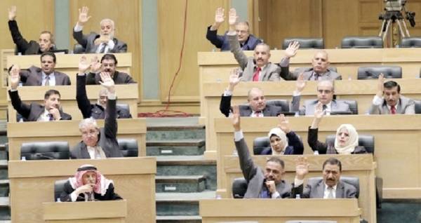 النواب يحيل حزمة من التشريعات إلى لجنته القانونية