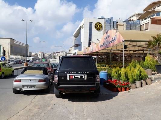 نائب يستقوي على مسخم في قوت يومه