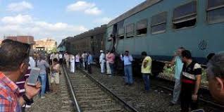 متحدث: مقتل 10 وإصابة 15 في حادث تصادم قطاري ركاب بمصر