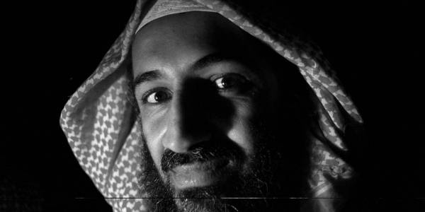 ماذا كان يقرأ أسامة بن لادن بمقر إقامته في باكستان؟