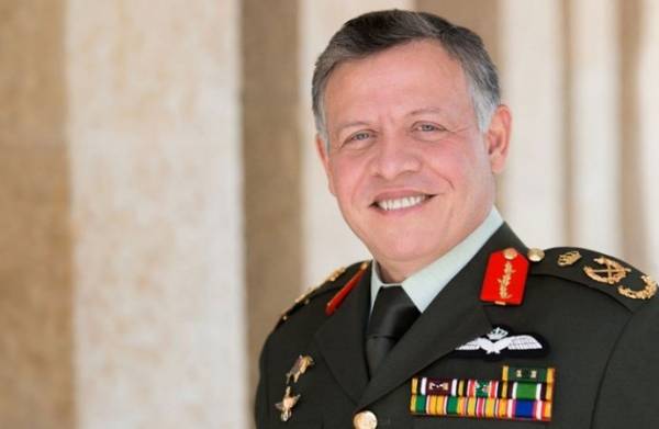 الملك: جيشنا ما كان يوما إلا جيشا أردنيا عربيا مصطفويا