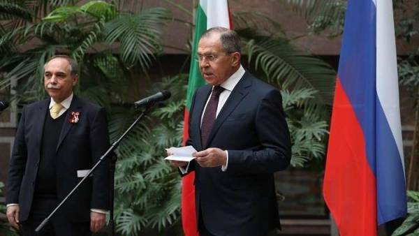 لافروف: المجتمع الدولي يدفع ثمن حفاظ أمريكا على هيمنتها