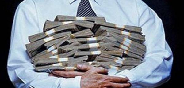 العمالة الوافدة ترفد خزينة الدولة 500 الف دينار سنويا..والدولة تختار جيب المواطن