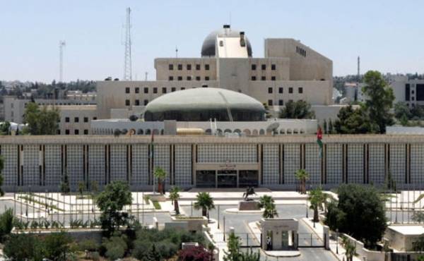 جلسة مشتركة لحسم خلافات الاعيان والنواب حول 3 قوانين