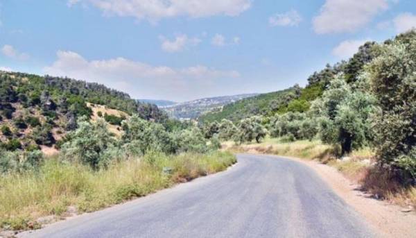 الأشغال توصي بإغلاق طريق  كفرنجة  الطواحين  عجلون 