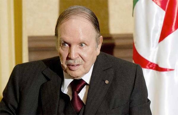 الجزائر: عودة الحديث عن الولاية الخامسة لبوتفليقة بين رفض المعارضة ودعم الموالاة!