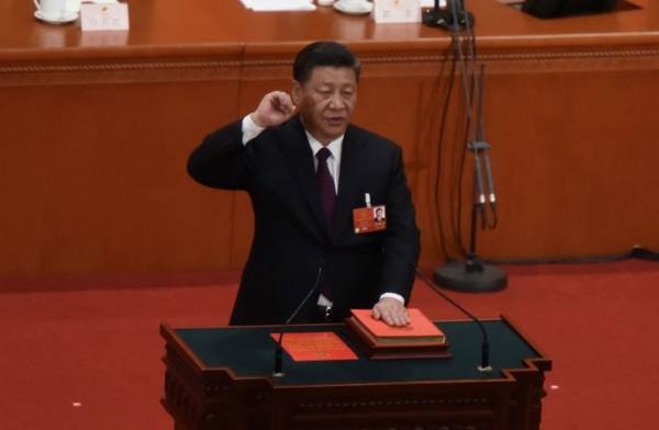 انتخاب شي جين بينغ رئيسا للصين بـالإجماع مدى الحياة