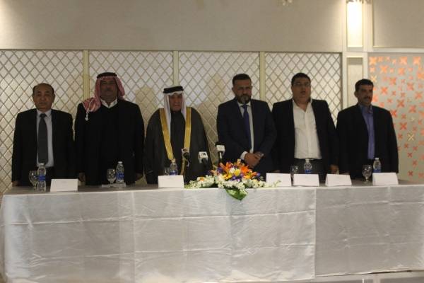 أصحاب مكاتب التكاسي يلوحون بالتصعيد..والتوجه للقضاء الأردني