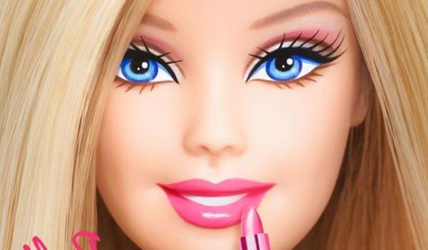 فتاة روسية تحقق شهرة واسعة بسبب شبهها لدمية باربي!..صور