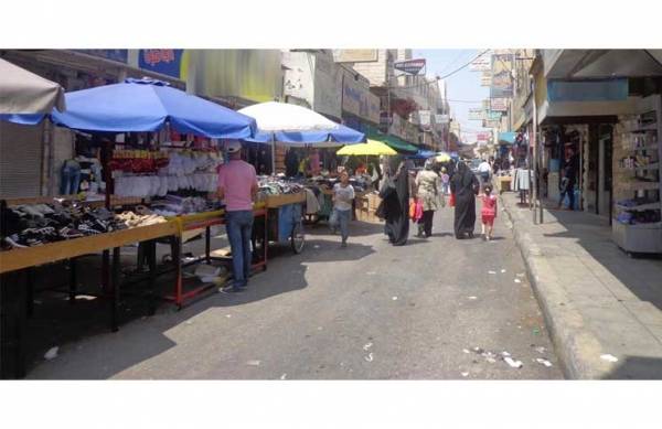 الأسواق الأردنية في ظل «التقشف والإصلاح»... كساد وركود ولافتات «برسم البيع» في كل مكان