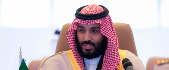 ولي العهد: نساء السعودية لا يتعيَّن عليهن ارتداء غطاء الرأس أو العباءة السوداء