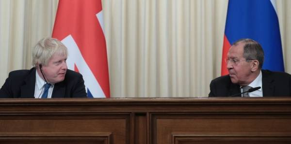 حرب دبلوماسية بين بريطانيا وروسيا
