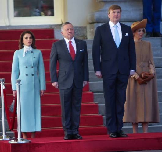 شاهد بالصور..مراسم استقبال رسمية الملك عبدالله والملكة رانيا في هولندا