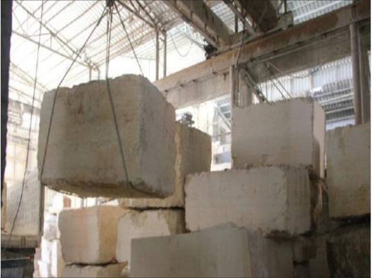 إسرائيل تسرق إيرادات الخليل الاقتصادية