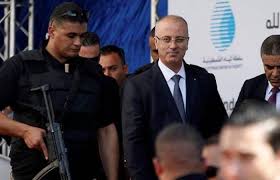 حماس تقول إنها تبحث عن مشتبه به في الهجوم على رئيس الوزراء