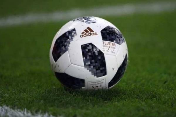 كرة مونديال روسيا تقلع إلى الفضاء..صور