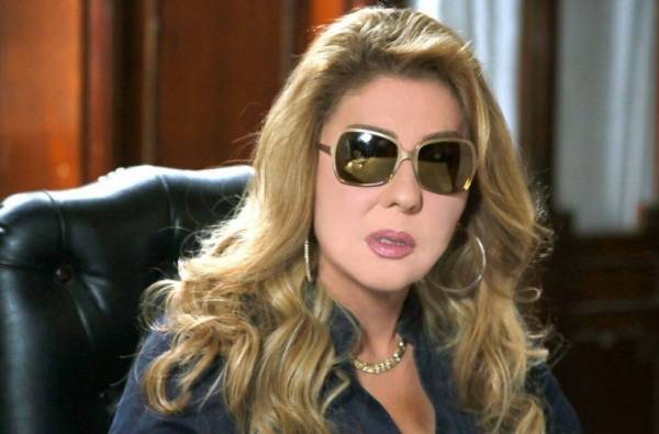 نادية الجندي تهدد بمقاضاة ناشري التاريخ الخاطئ لميلادها