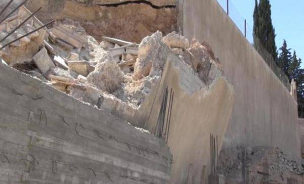 إنهيار سور عمارة في عين غزال واحتجاز 4 من السكان