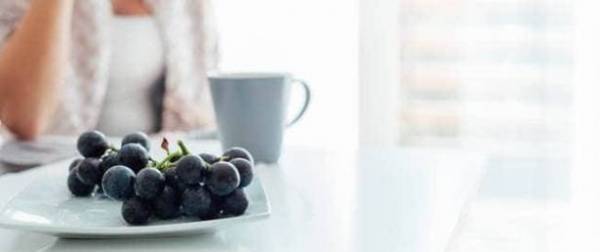 العنب قد يحمي أسنانك من التسوس لوقت طويل