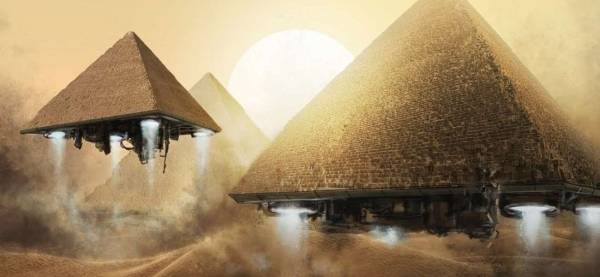 بالصور.. أدلة قاطعة على بناء الأهرامات بأيدي مخلوقات فضائية