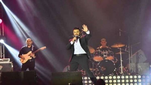 تامر حسني لم يغن في السعودية.. فما السبب؟