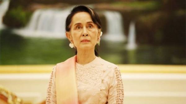 أون سانغ سو تشي تشير للمرة الأولى لأزمة الروهينجا وتدعو لاحترام المجتمع الدولي