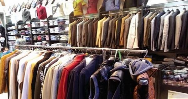 الكساد يهدد قطاع الألبسة
