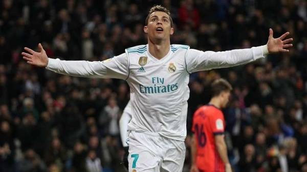 رونالدو.. هل هو موهوب أم مصنوع أم منتهي؟