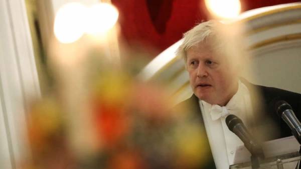 غارديان: تصريحات جونسون نسفت مصداقية لندن في قضية سكريبال