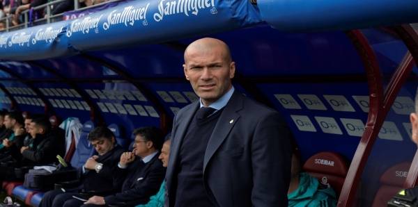 زيدان يسعى لفك عقدة جديدة في مباراة ريال مدريد وأتلتيكو مدريد