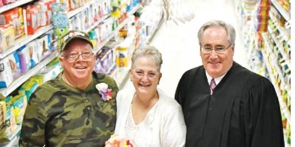 زفاف في السوبر ماركت