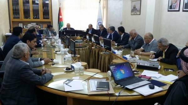 المقاولين تؤكد على ضرورة فتح الحوار حول نظامي الأبنية في العاصمة والمحافظات