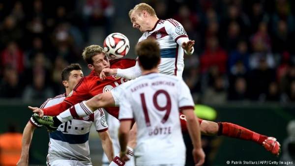 بايرن المتألق يسحق ليفركوزن ويبلغ نهائي كأس ألمانيا