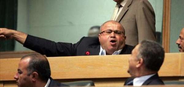 عطية: الاتهام من دون دليل أو اثبات ليس من الرجولة