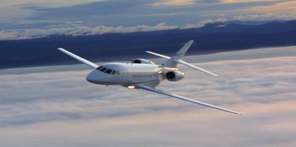 وُصفت بـ”الفولاذية”.. كابتن طائرة تنجو بركابها من كارثة محققة (صور)